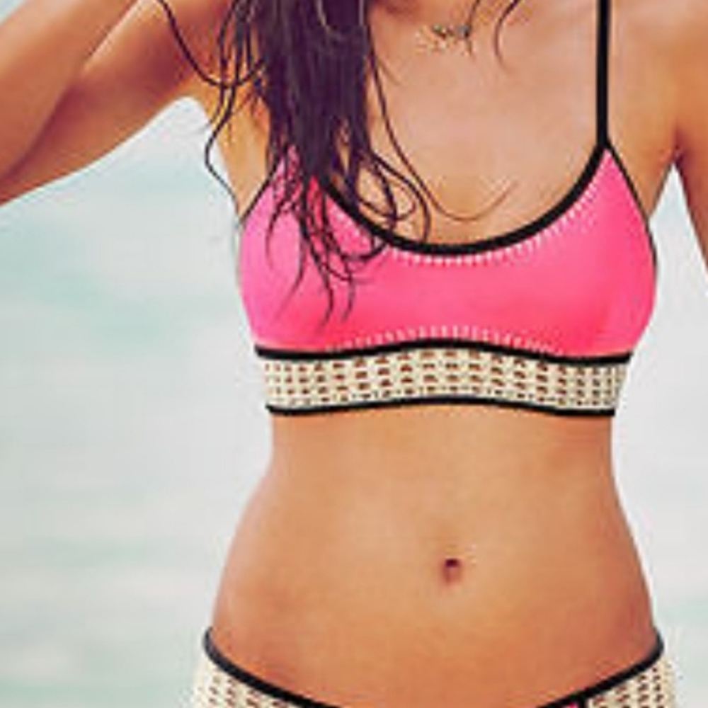 NWOT Victoria's Secret Bralette Top & Bottom